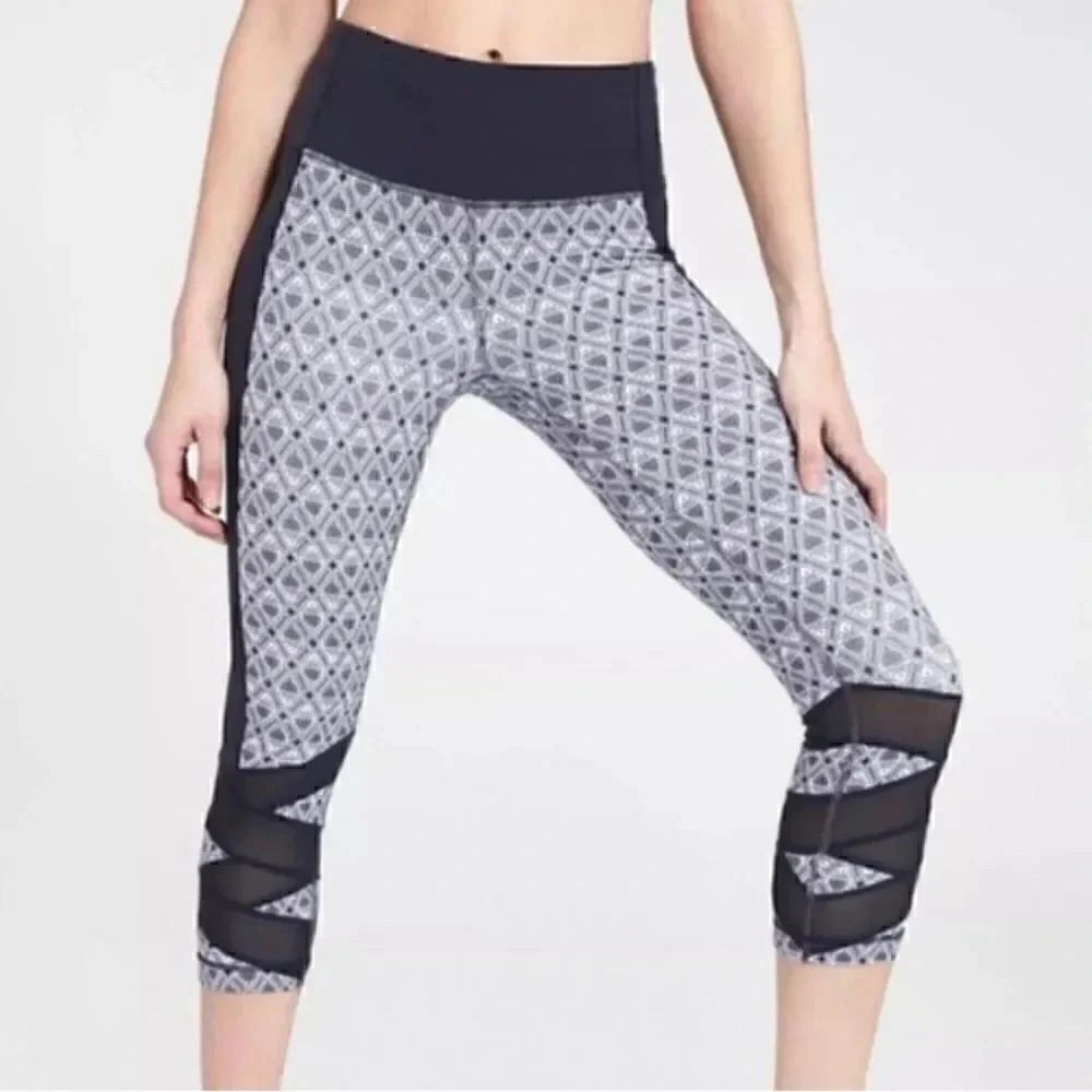 Athleta Mantra Mosaic Mesh Navy Capri Womens Yoga Athletic Running Leggings SZ M